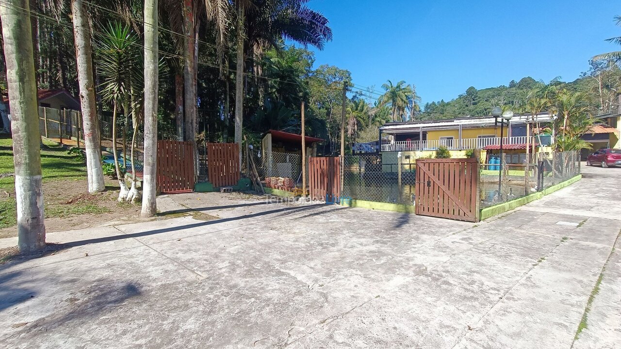 Casa para alquiler de vacaciones em Juquitiba (Justos)