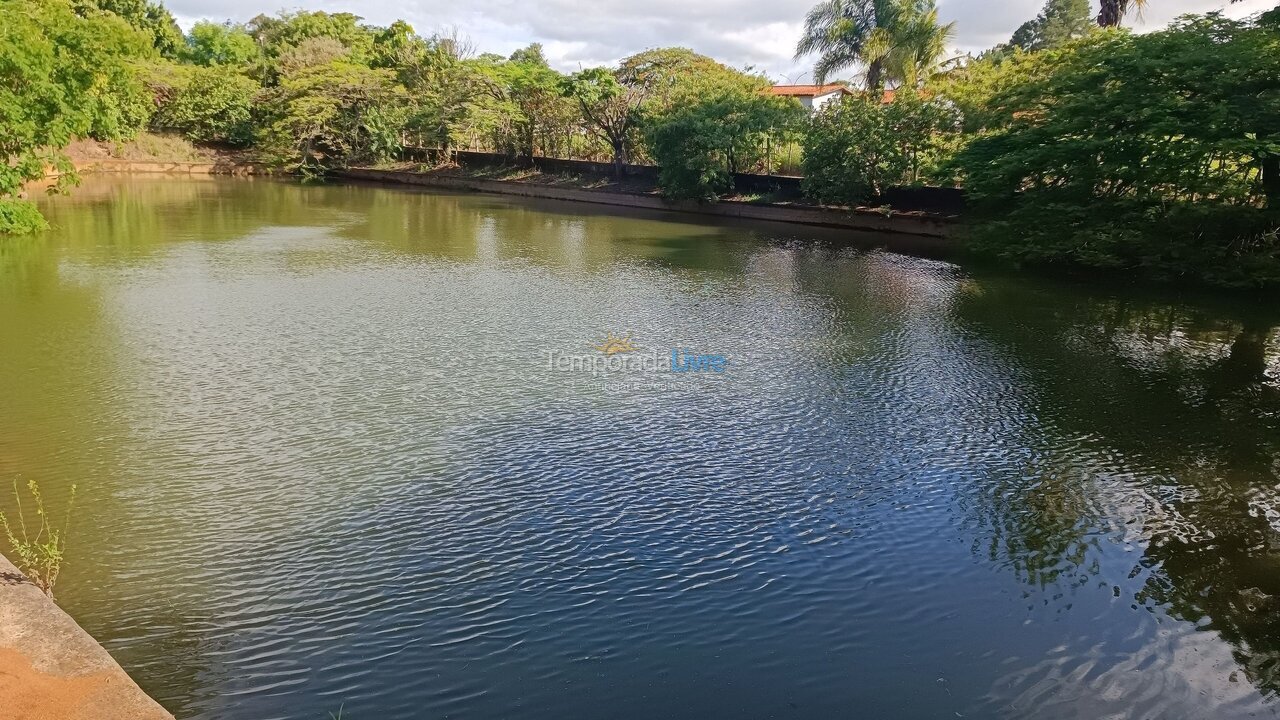 Casa para aluguel de temporada em Araçoiaba da Serra (Jundiaquara)