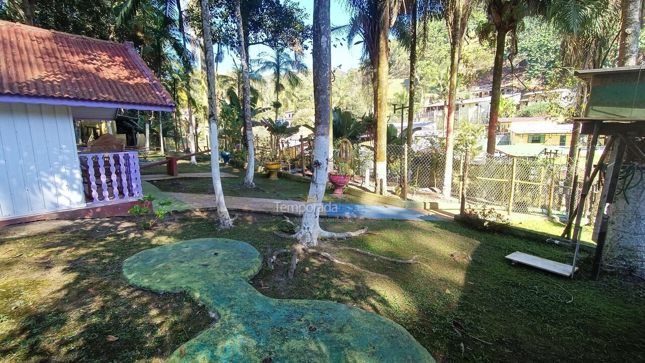 Casa para aluguel de temporada em Juquitiba (Justos)