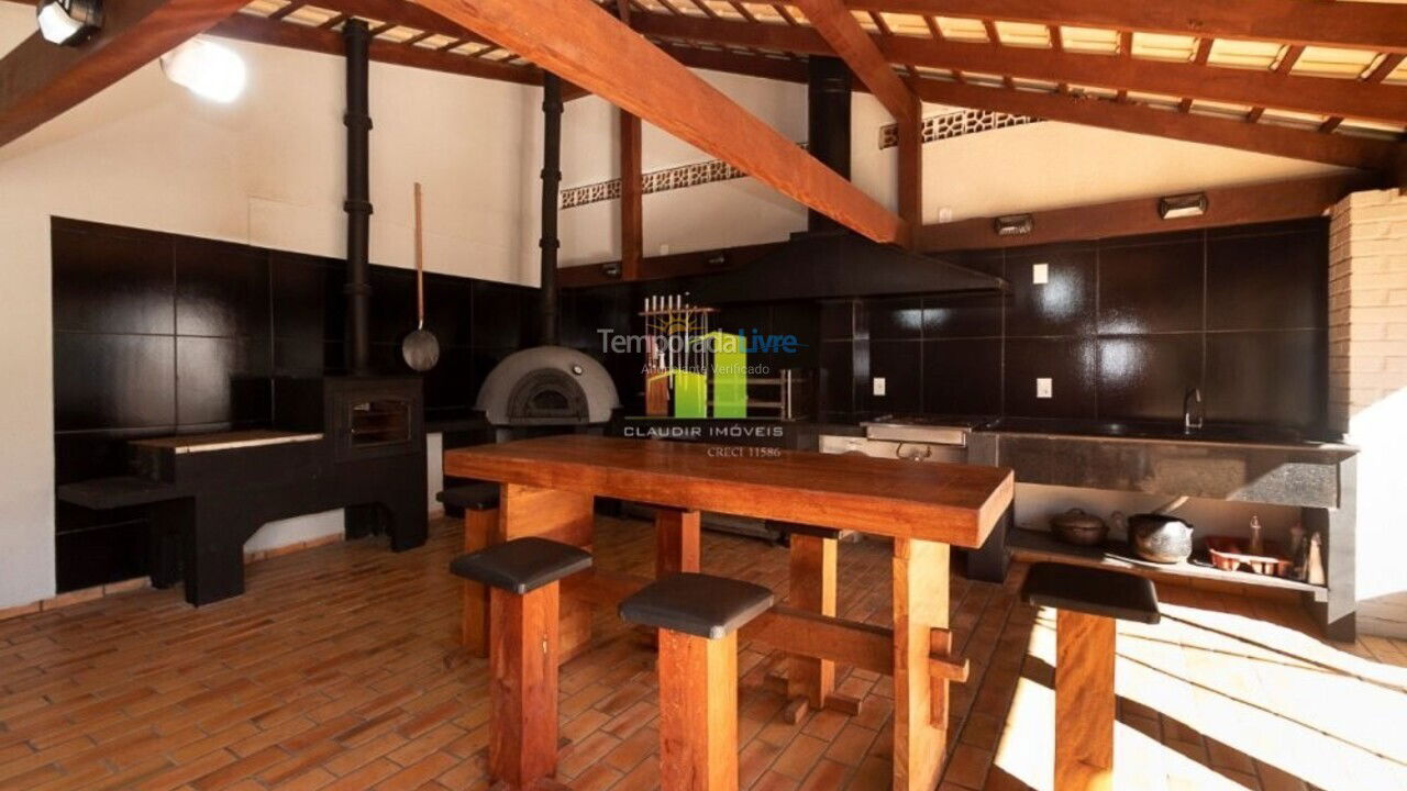 Casa para alquiler de vacaciones em Bombinhas (Praia de Bombinhas)