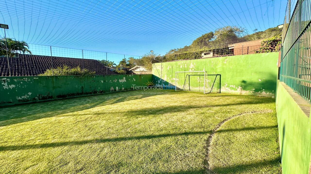 Casa para aluguel de temporada em Bombinhas (Sertãozinho)