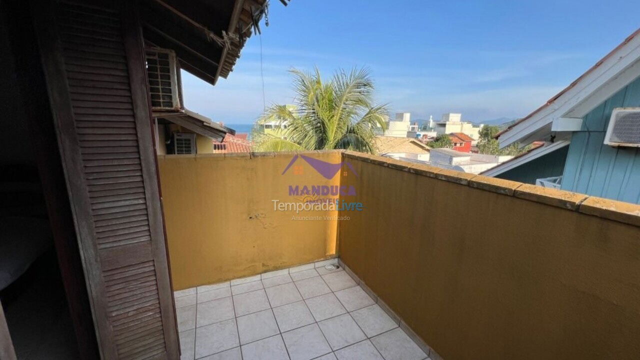 Apartment for vacation rental in Bombinhas (Praia de Bombinhas)