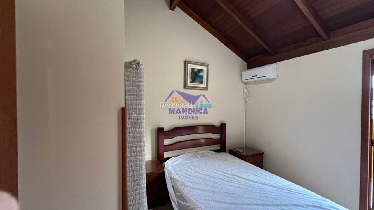 Apartment for vacation rental in Bombinhas (Praia de Bombinhas)