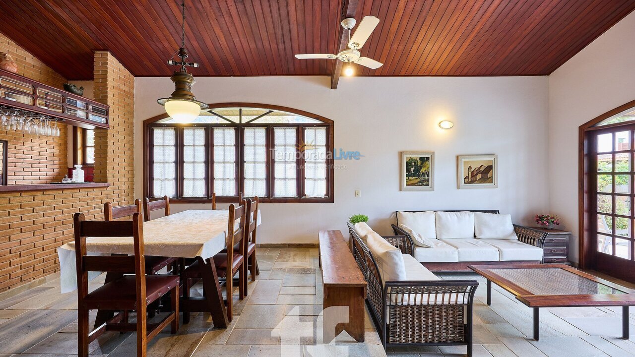 Apartment for vacation rental in Ubatuba (Praia do Lázaro)