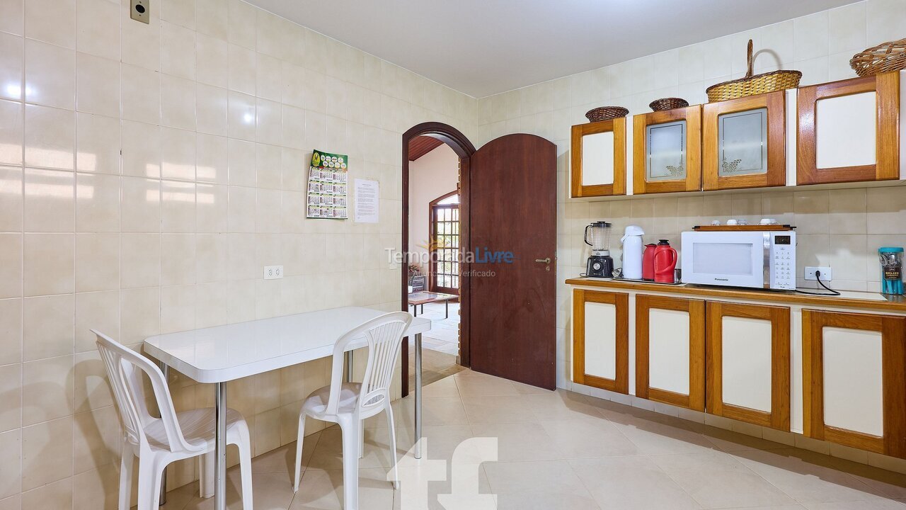 Apartment for vacation rental in Ubatuba (Praia do Lázaro)