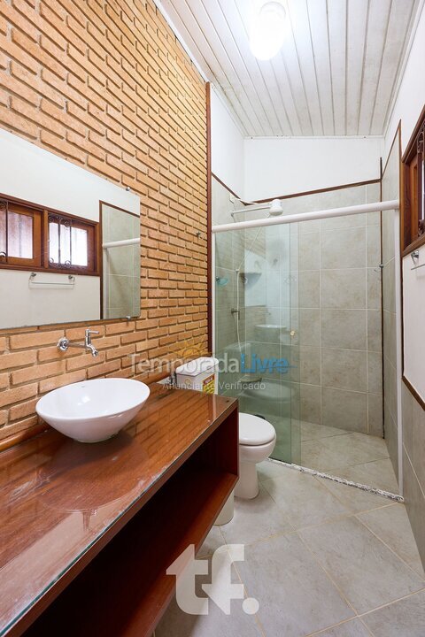 Apartment for vacation rental in Ubatuba (Praia do Lázaro)