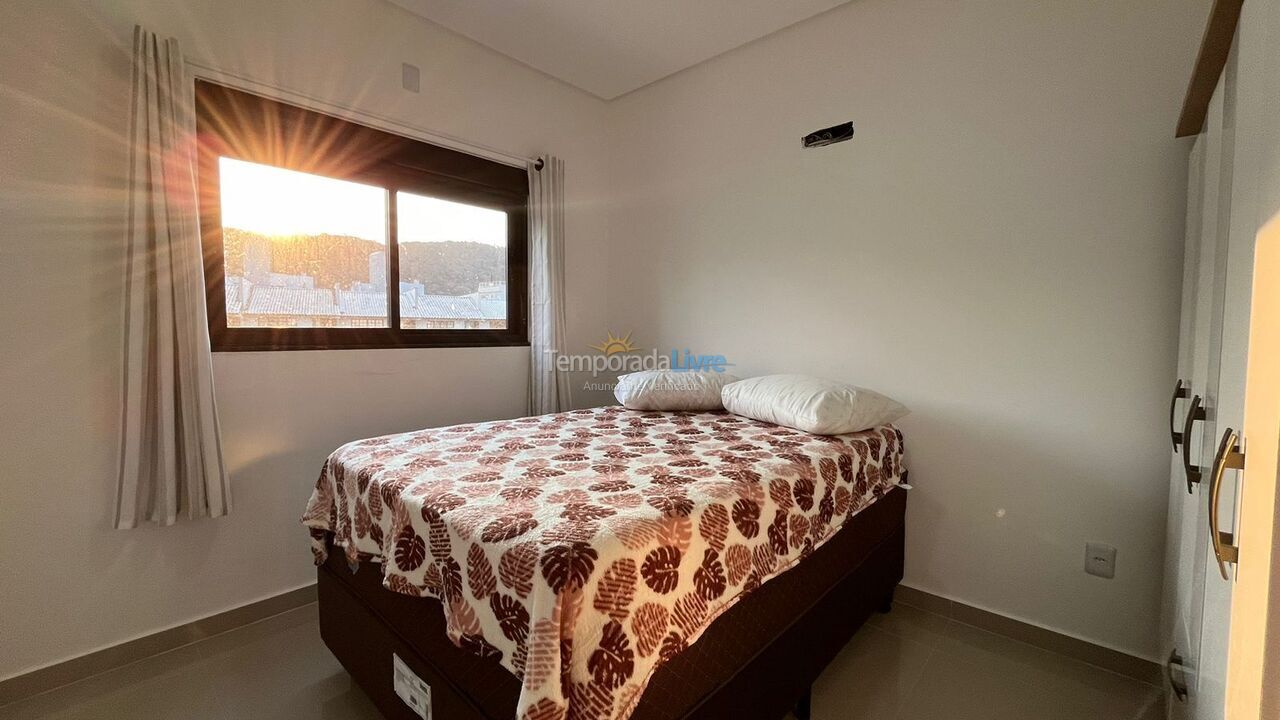 Apartamento para aluguel de temporada em Florianopolis (Praia dos Ingleses)