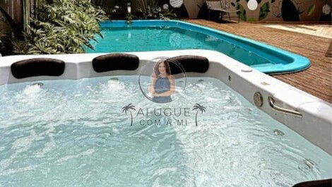 HOUSE WITH POOL AND WOOD STOVE ON BOMBAS BEACH