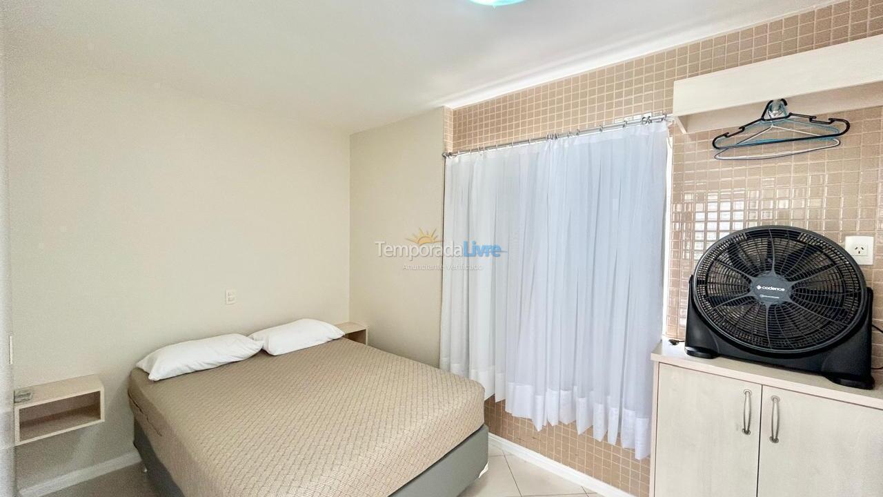 Apartamento para aluguel de temporada em Bombinhas (Praia de Bombinhas)