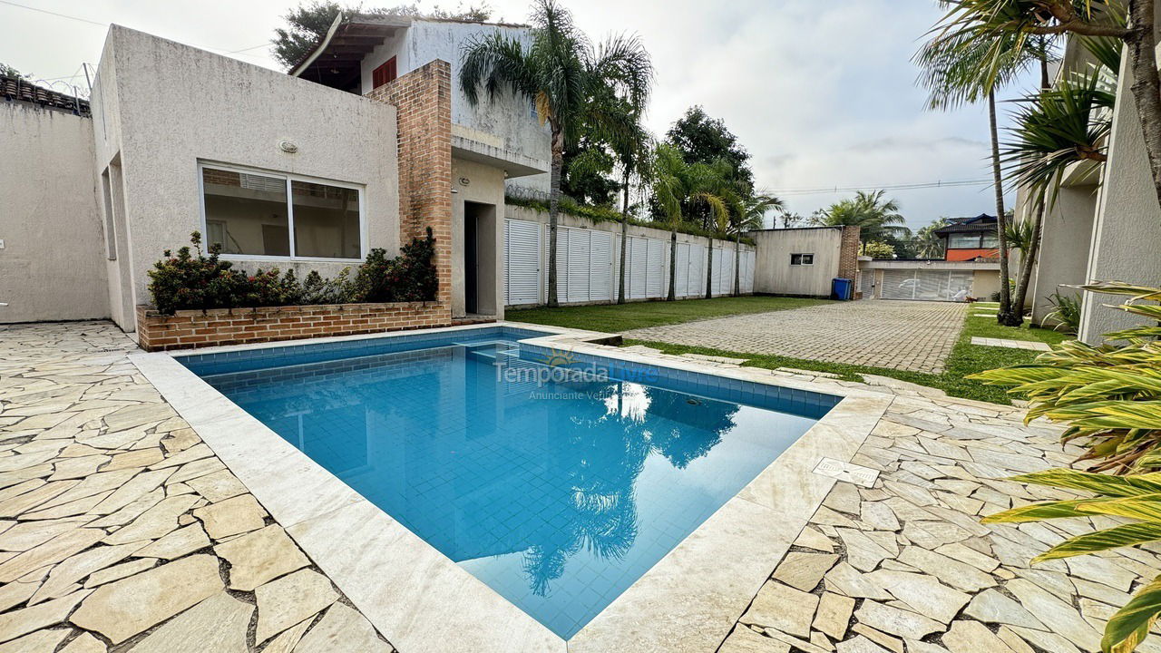 Casa para aluguel de temporada em São Sebastião (Maresias)