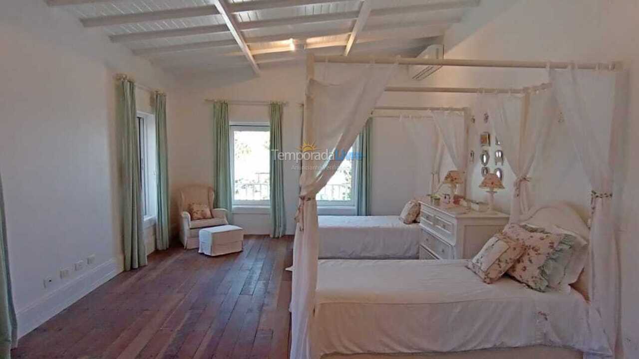 Casa para aluguel de temporada em São Sebastião (Barra do Una)