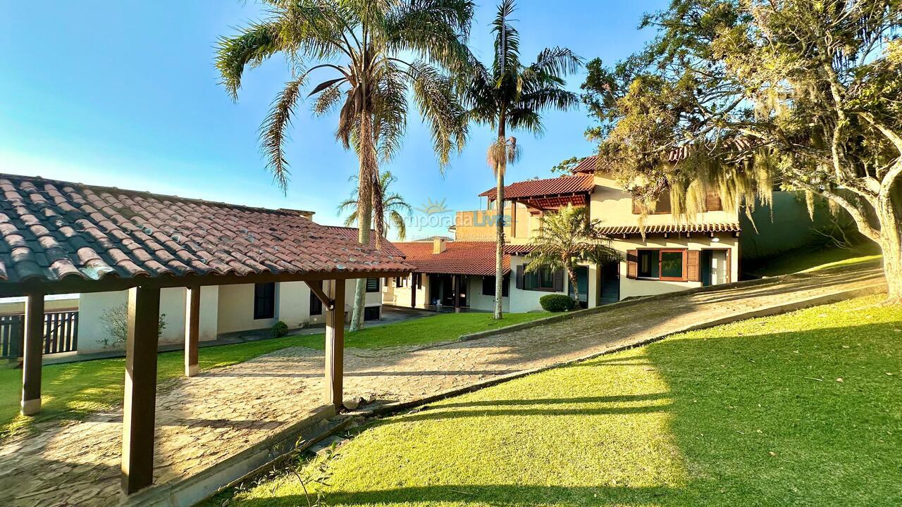 Casa para alquiler de vacaciones em Bombinhas (Praia de Bombinhas)