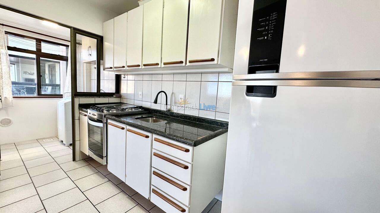Apartment for vacation rental in Bombinhas (Praia de Bombas)
