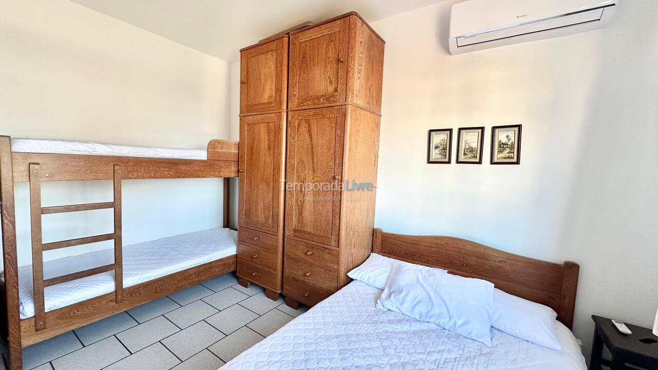 Apartment for vacation rental in Bombinhas (Praia de Bombas)