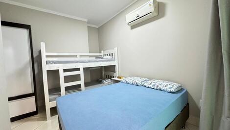 APARTAMENTO 02 DORMITÓRIOS NA PRAIA DE BOMBAS