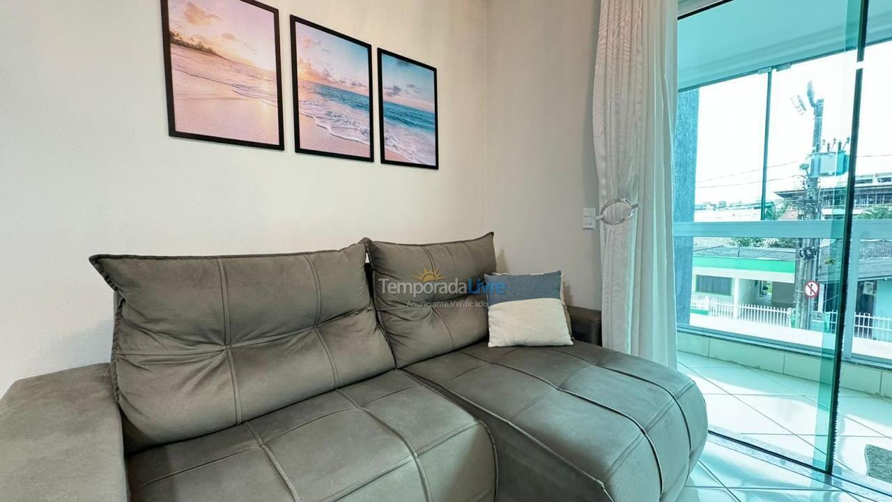 Apartamento para aluguel de temporada em Bombinhas (Praia de Bombas)