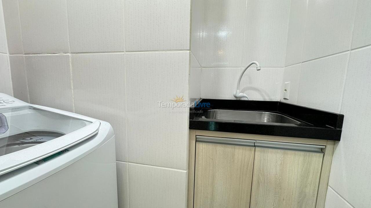 Apartamento para aluguel de temporada em Bombinhas (Praia de Bombas)