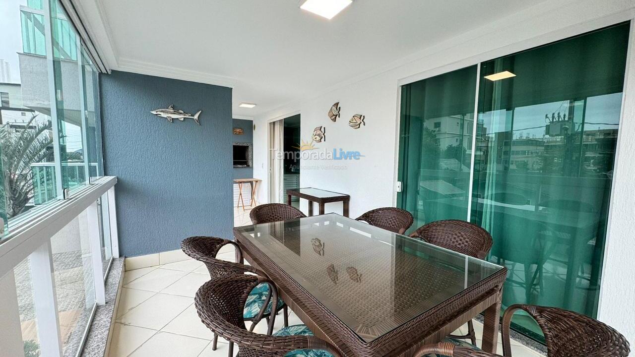 Apartamento para aluguel de temporada em Bombinhas (Praia de Bombas)