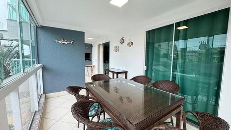 APARTAMENTO 02 DORMITÓRIOS NA PRAIA DE BOMBAS