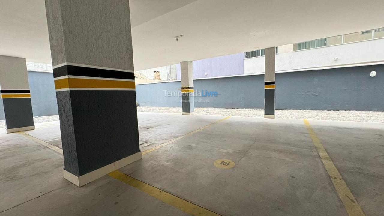 Apartamento para aluguel de temporada em Bombinhas (Praia de Bombas)