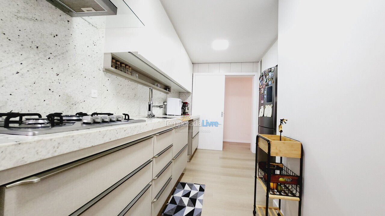 Apartamento para aluguel de temporada em Florianopolis (Jurerê Internacional)