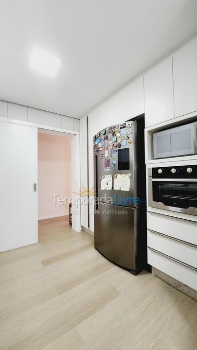 Apartamento para aluguel de temporada em Florianopolis (Jurerê Internacional)