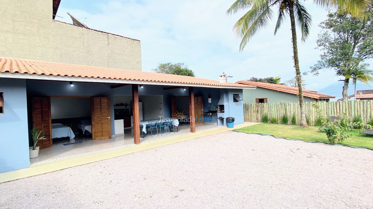 Casa para alquiler de vacaciones em Ubatuba (Praia do Lázaro)