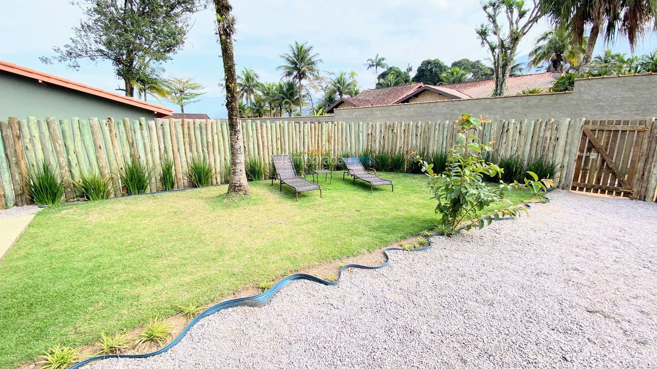 Casa para alquiler de vacaciones em Ubatuba (Praia do Lázaro)