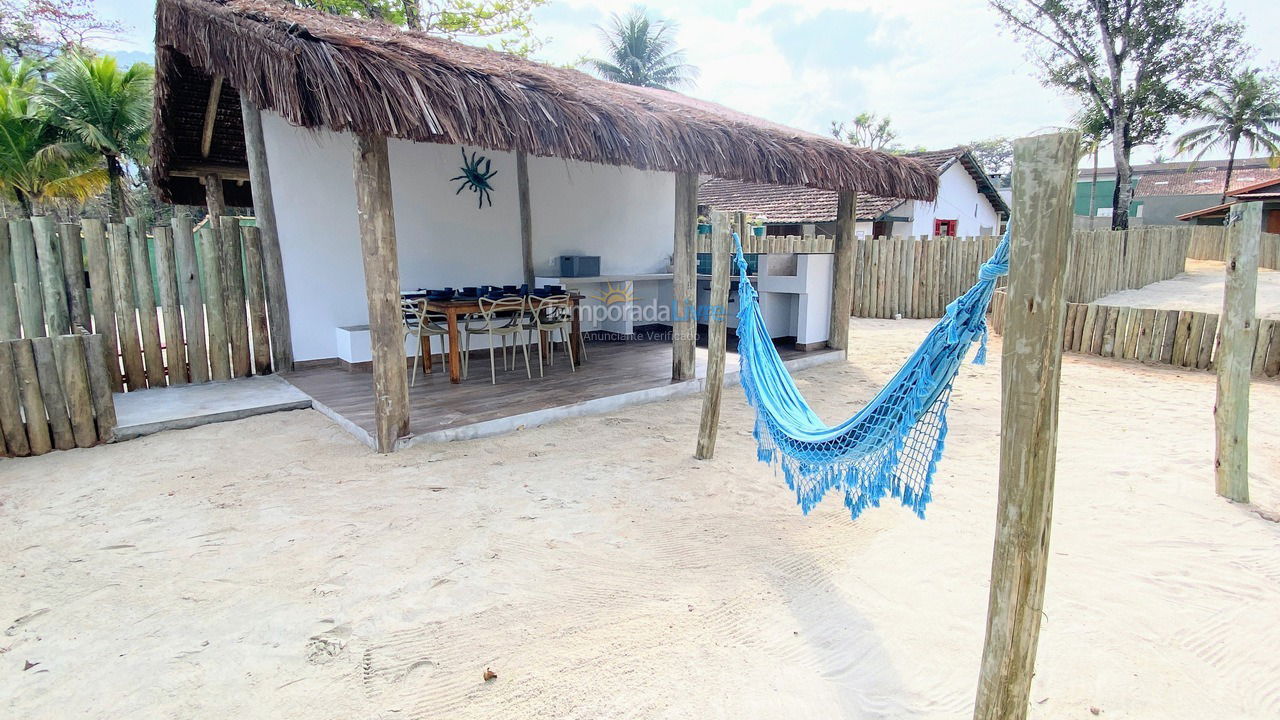 Casa para aluguel de temporada em Ubatuba (Praia do Lázaro)