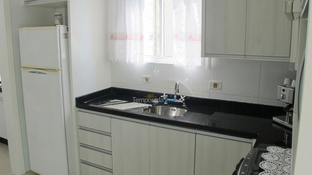 Apartment for vacation rental in Itapema (Meia Praia)