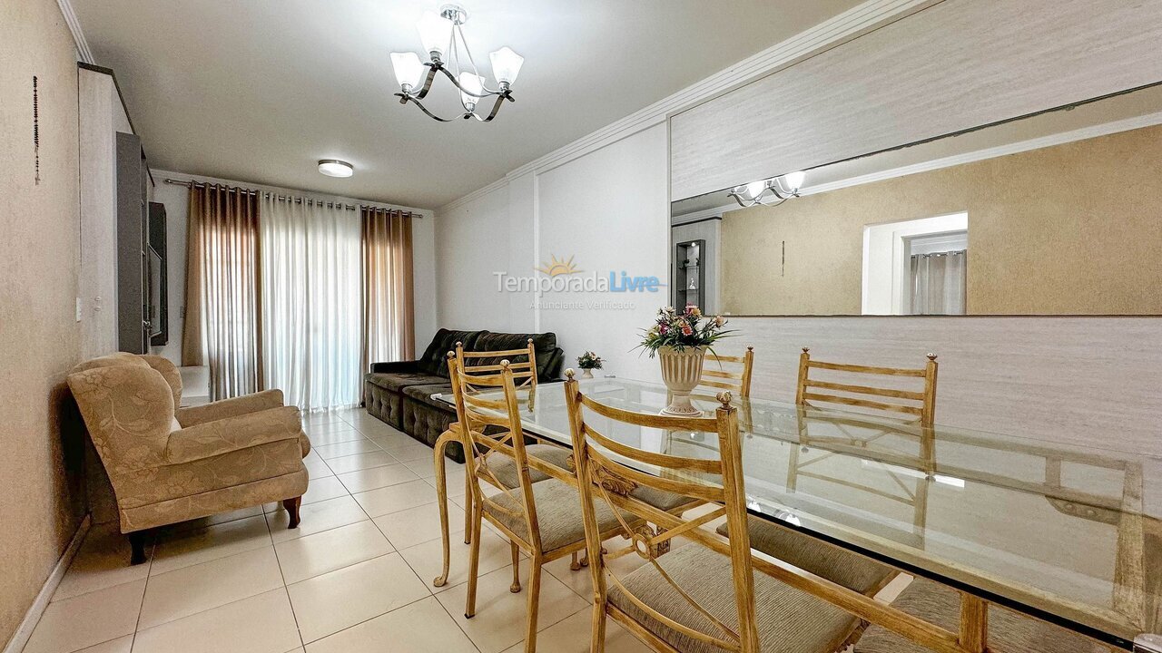 Apartment for vacation rental in Bombinhas (Praia de Bombas)