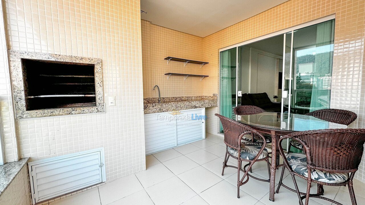 Apartment for vacation rental in Bombinhas (Praia de Bombas)