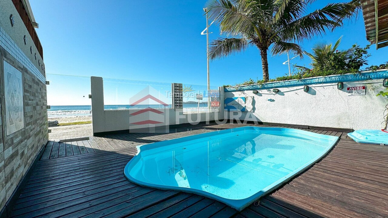 Casa para aluguel de temporada em Bombinhas (Praia de Bombinhas)