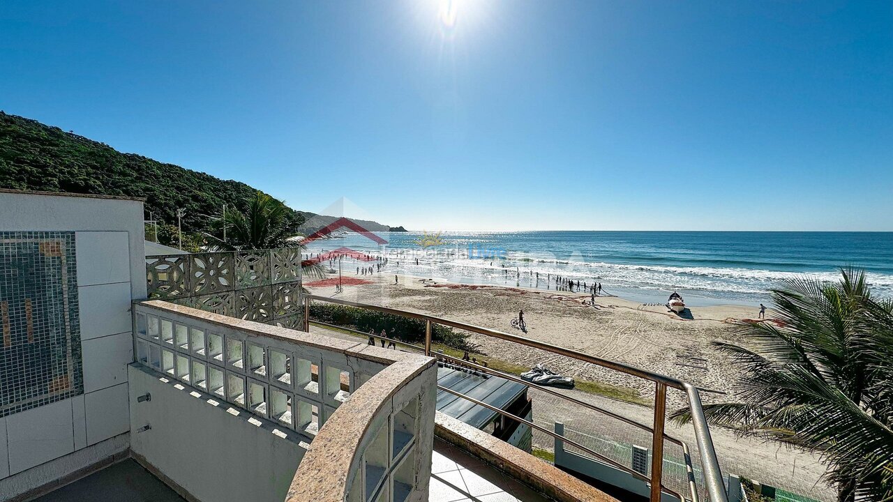 Casa para aluguel de temporada em Bombinhas (Praia de Bombinhas)