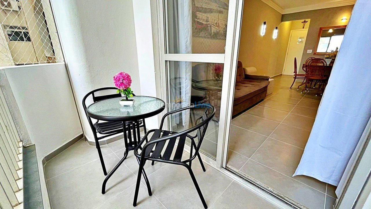 Apartamento para aluguel de temporada em Guarujá (Pitangueiras)