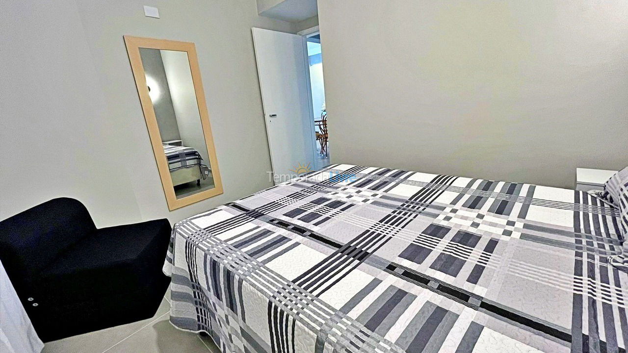 Apartamento para aluguel de temporada em Guarujá (Pitangueiras)