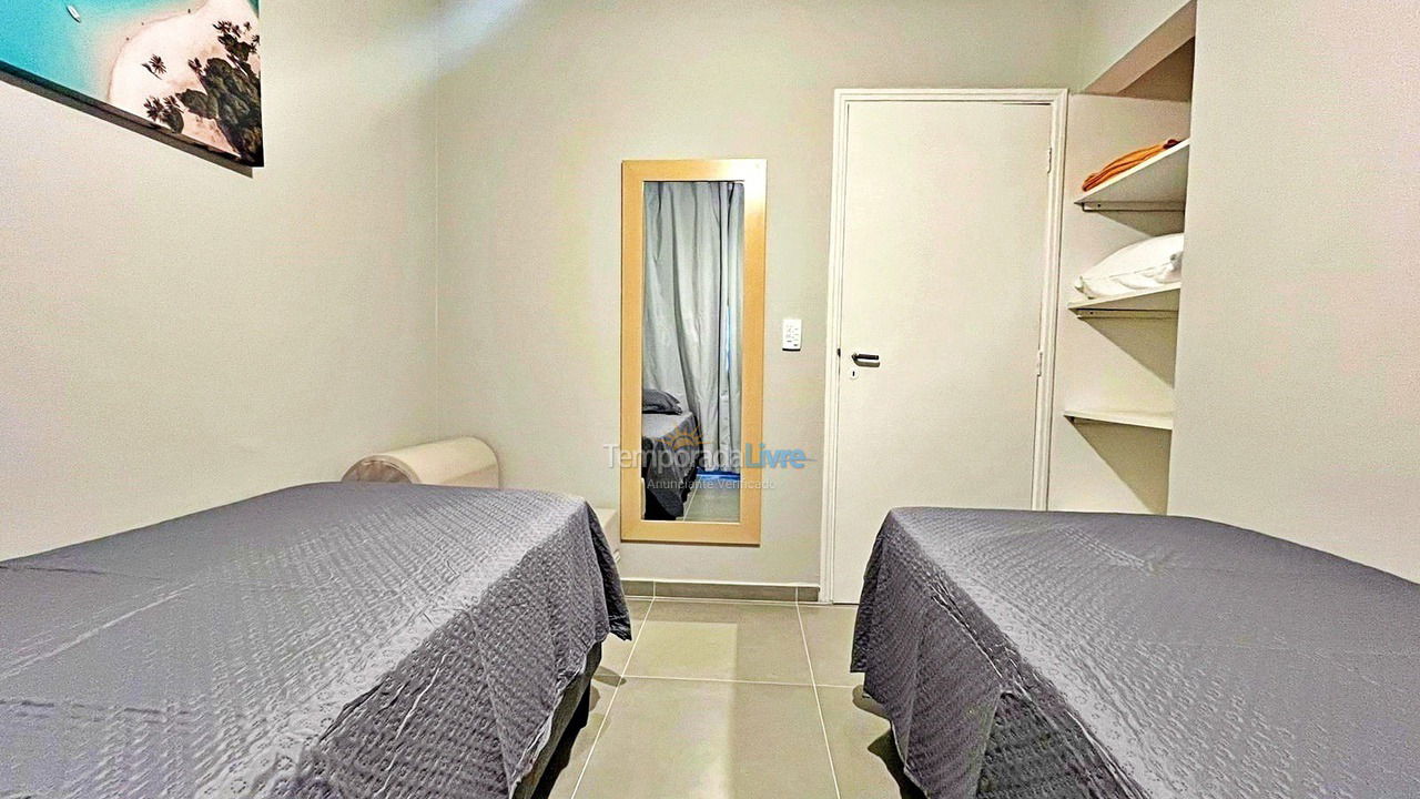 Apartamento para aluguel de temporada em Guarujá (Pitangueiras)