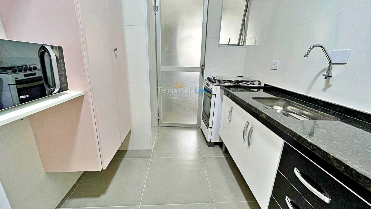 Apartamento para aluguel de temporada em Guarujá (Pitangueiras)