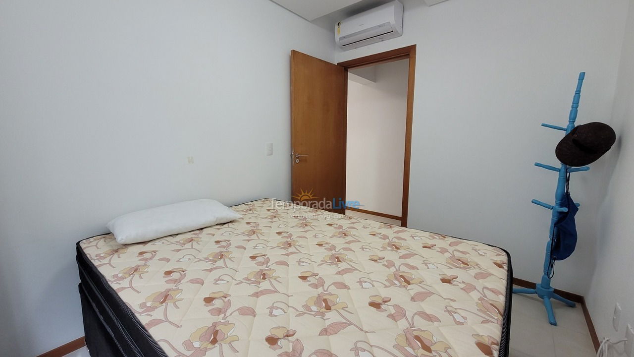 Apartamento para aluguel de temporada em Balneário Piçarras (Piçarras)