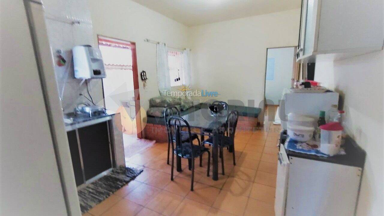 House for vacation rental in Caraguatatuba (Praia das Palmeiras)