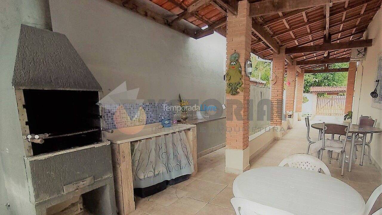 House for vacation rental in Caraguatatuba (Praia das Palmeiras)