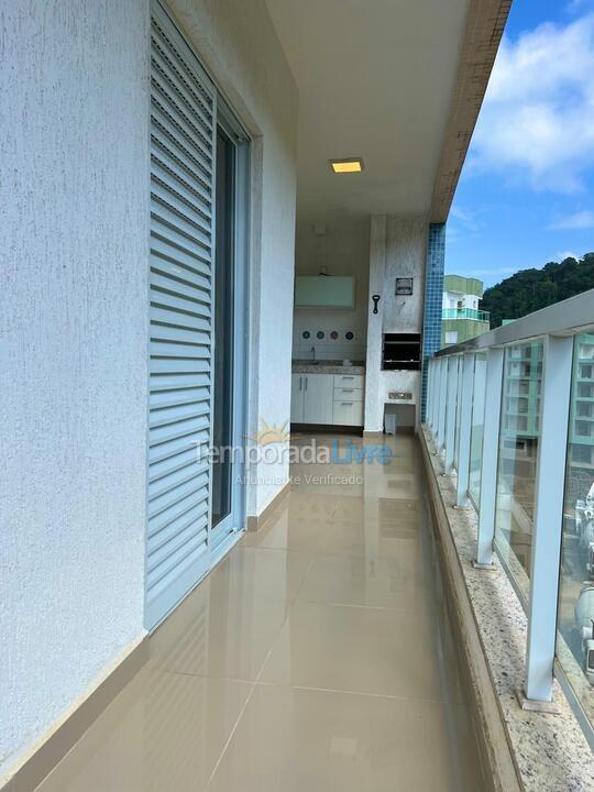 Apartamento para aluguel de temporada em Ubatuba (Praia Grande)