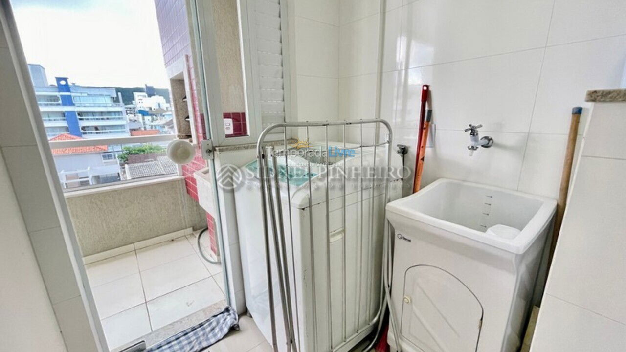 Apartment for vacation rental in Bombinhas (Praia de Bombas)