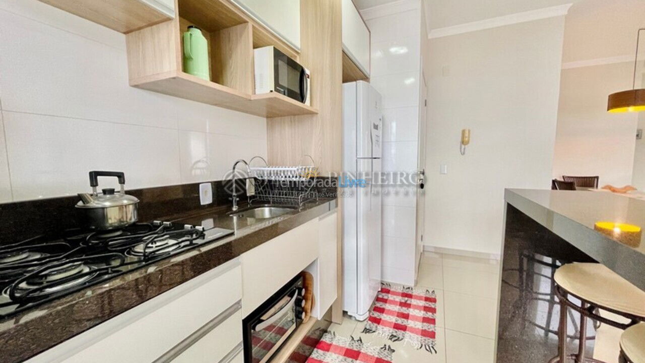 Apartment for vacation rental in Bombinhas (Praia de Bombas)