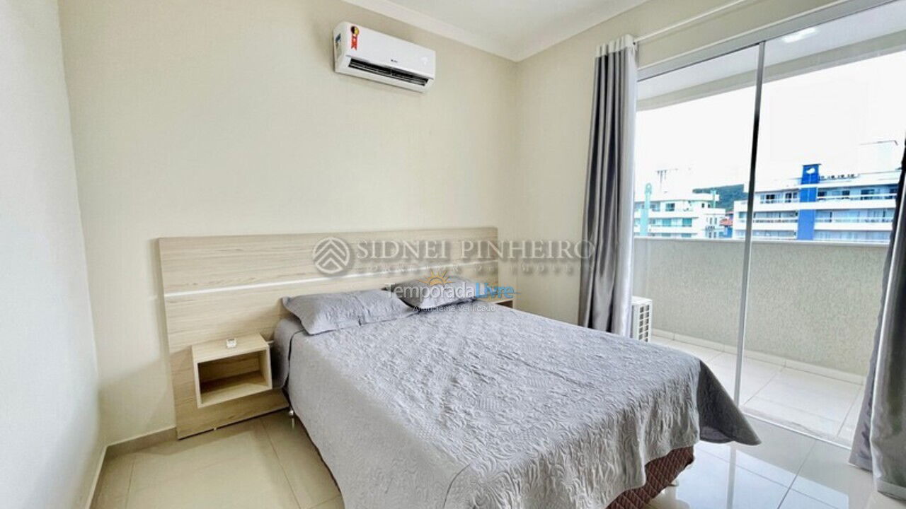 Apartment for vacation rental in Bombinhas (Praia de Bombas)
