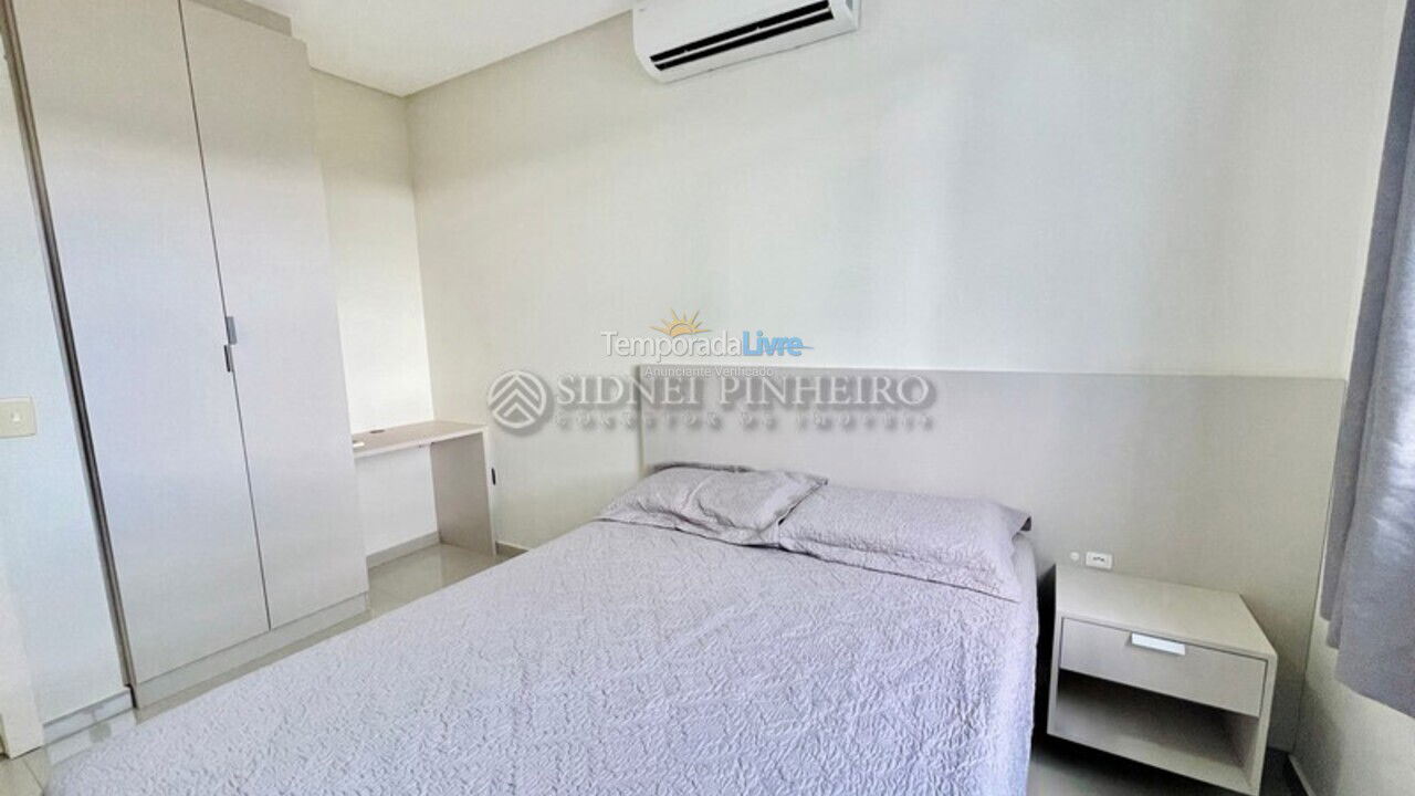Apartment for vacation rental in Bombinhas (Praia de Bombas)