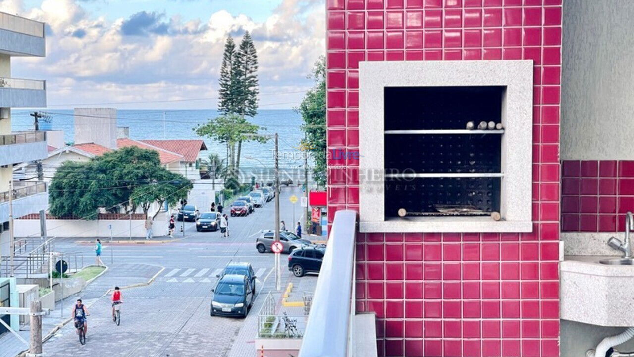 Apartment for vacation rental in Bombinhas (Praia de Bombas)