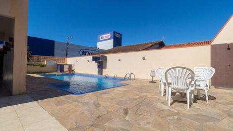 Hermosa y cómoda casa con piscina y 5 habitaciones en la playa de Bombas