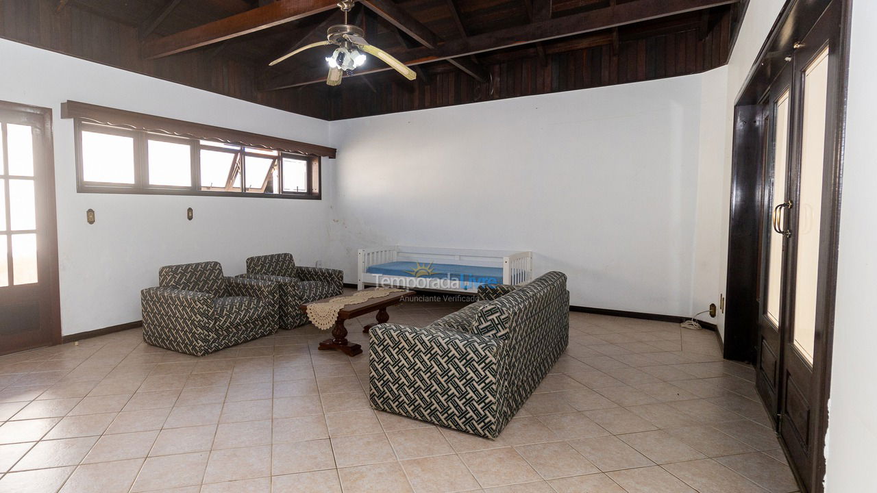 House for vacation rental in Bombinhas (Praia de Bombas)