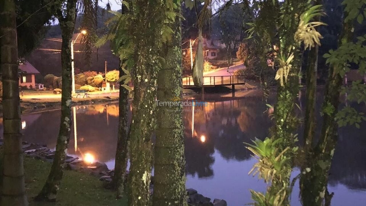 Casa para aluguel de temporada em Gramado (Lagos de Gramado)